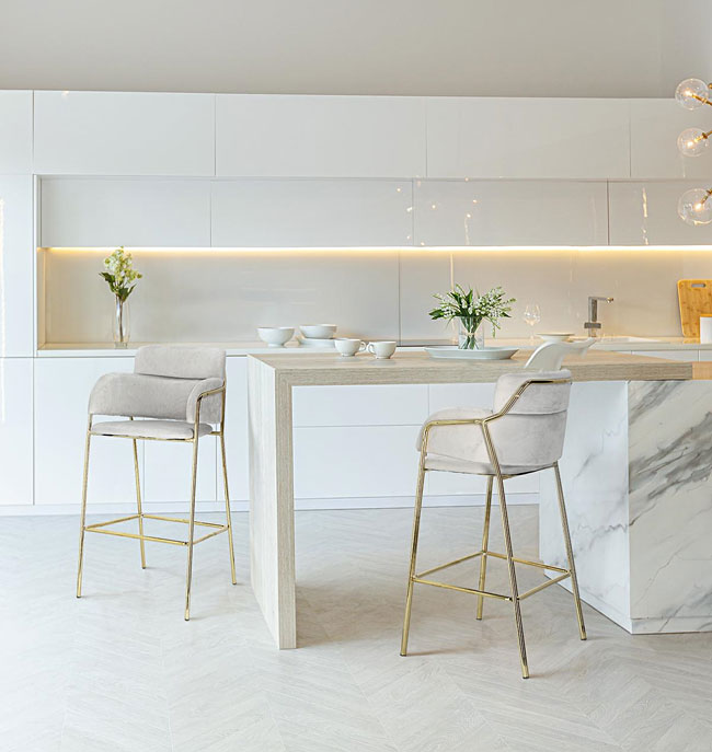 Hokery glamour - luksusowe stołki barowe i kuchenne w stylu glamour