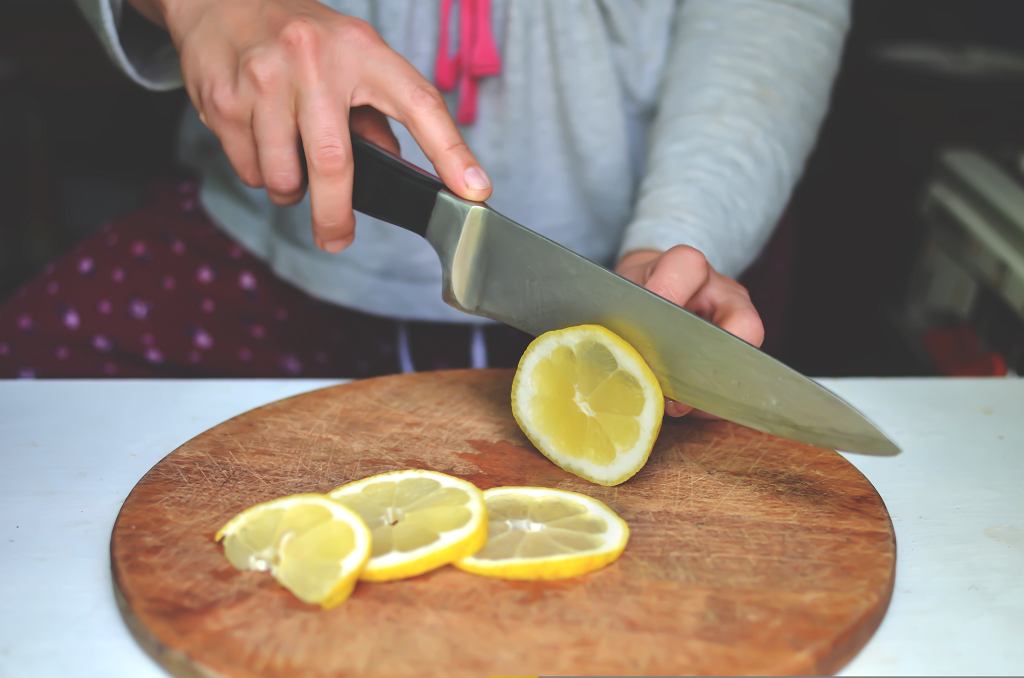 Jakiego zapachu nie lubią pająki? Naturalne sposoby na pozbycie się ich z domu