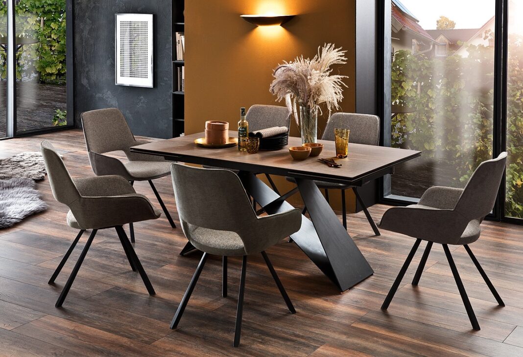 Krzesła loftowe - co takiego sprawia, że tak szybko zdobywają serca?